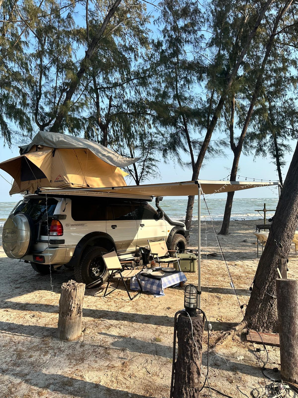 Mitsubishi Strada (G-Wagon style) – Camper / Off-Road Setup